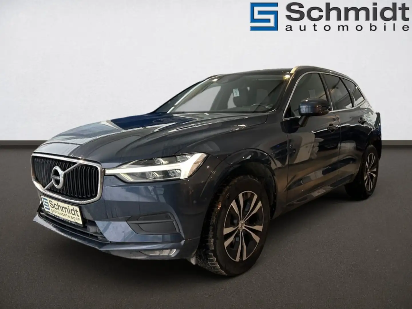 Volvo XC60 B4 Momentum Pro AWD Geartronic Blau - 2