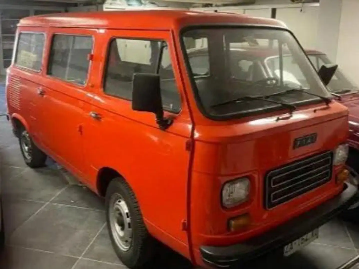 Fiat 900 e panorama Roşu - 1