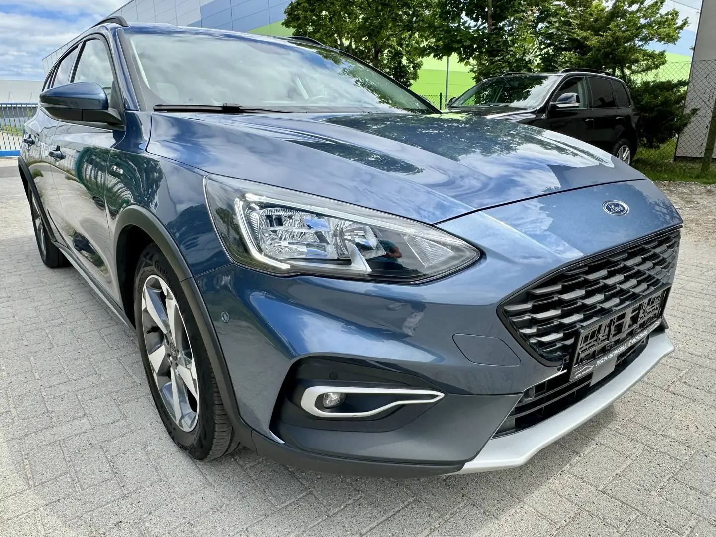 Ford Focus Active X, LED, NAVI, R-Kamera, AHK, Alus, PDC,NSW Azul - 1