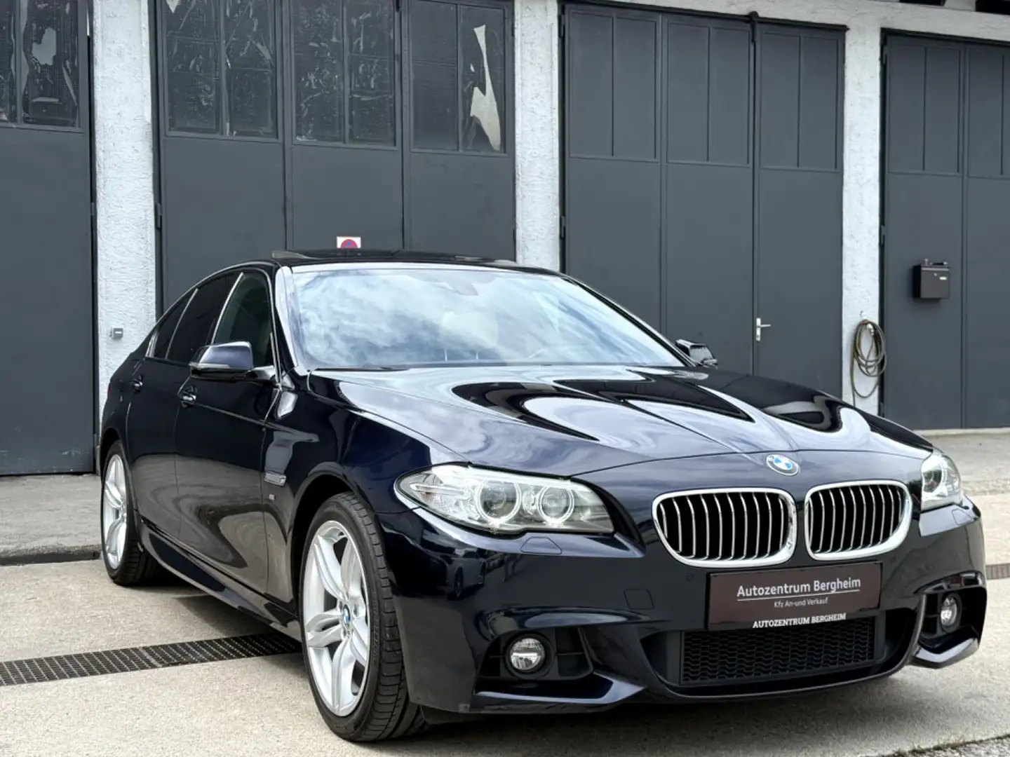BMW 530 5er - 530d DPF Noir - 1