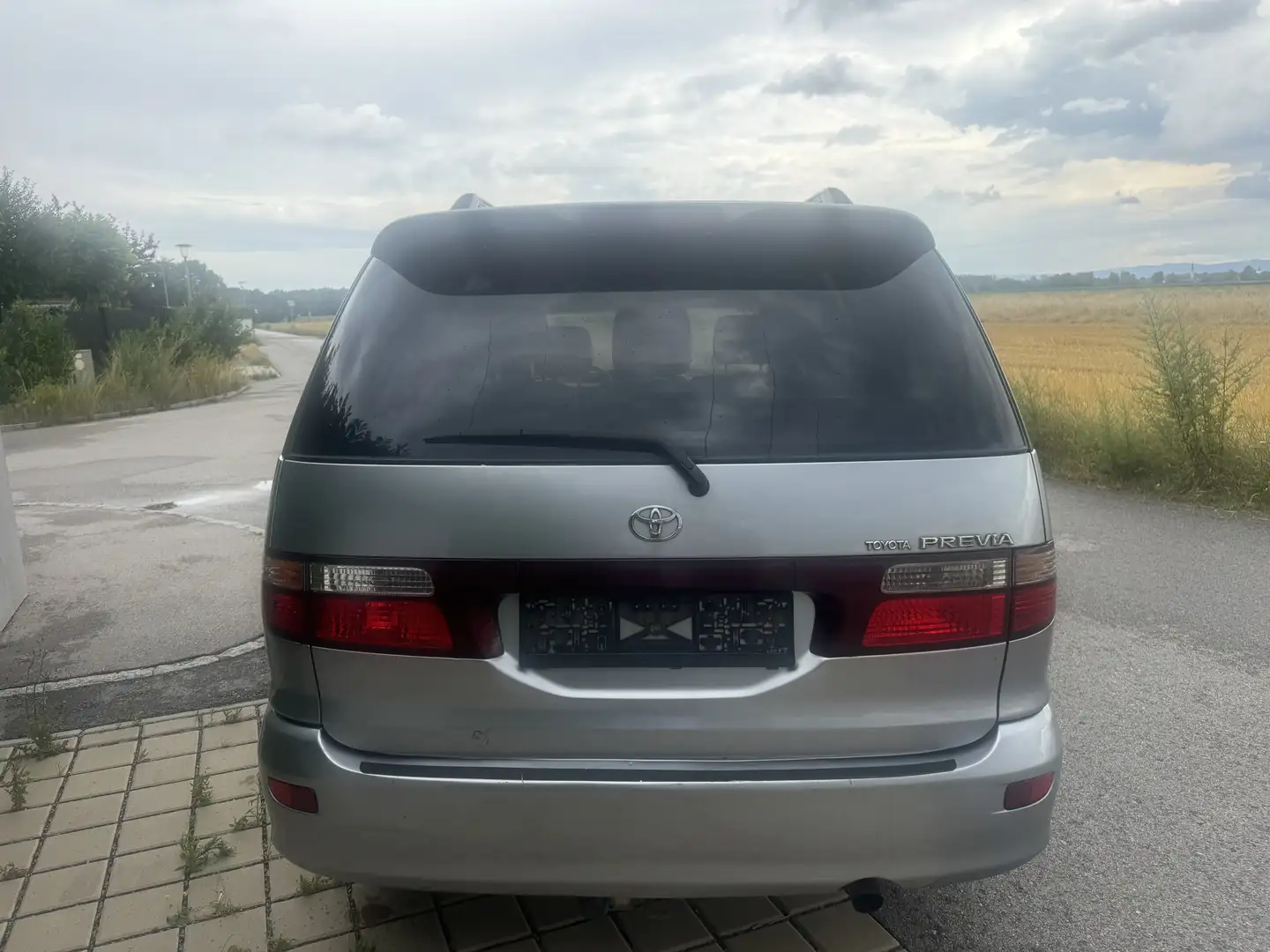 Toyota Previa 2,0 D-4D - 1