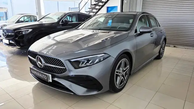 Mercedes-Benz MERCEDES-BENZ Clase A Pequeño  Automático de 5 P