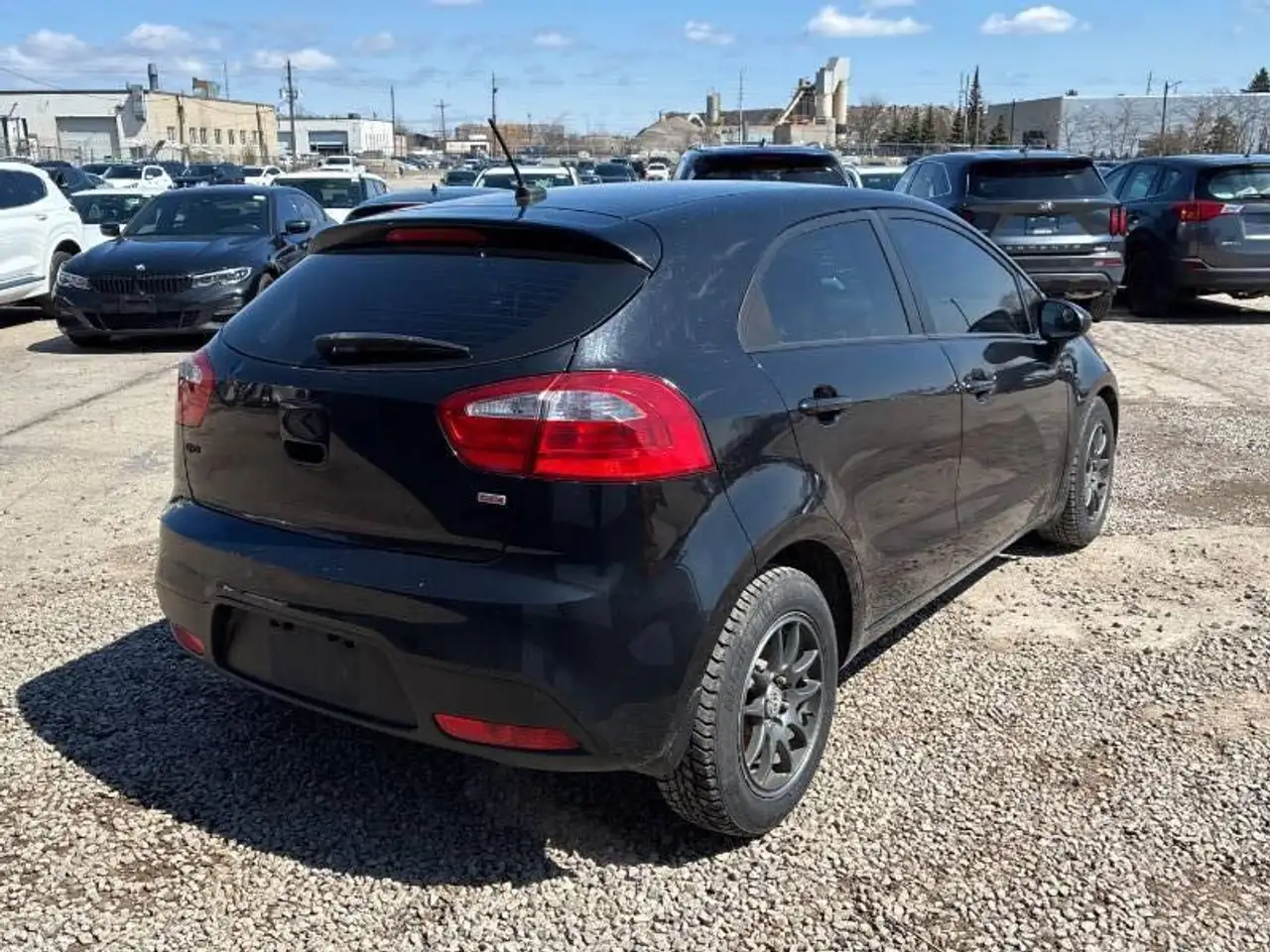 Kia Rio снимка Kia Rio