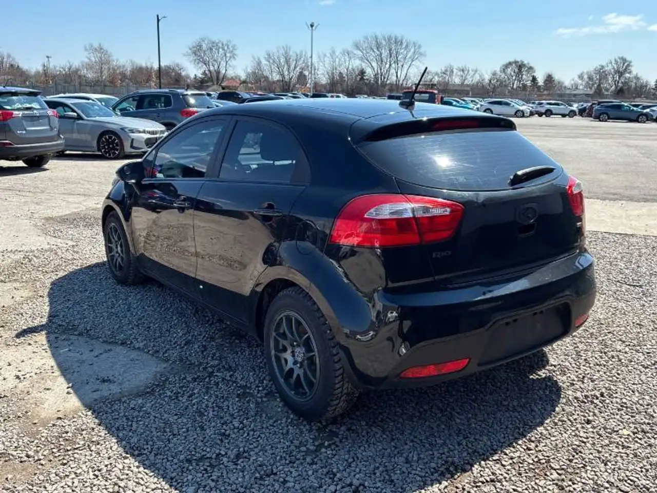 Kia Rio снимка Kia Rio