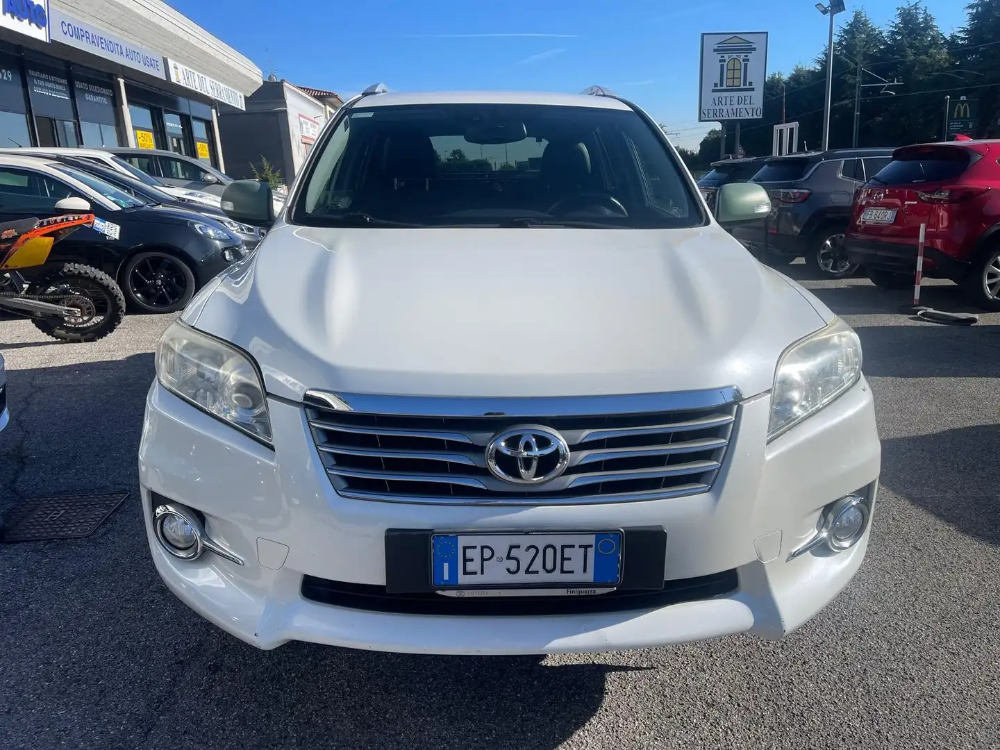 Toyota RAV 4 Rav4 2.2 d-4d 150cv mt 4X4 Blanc - 2