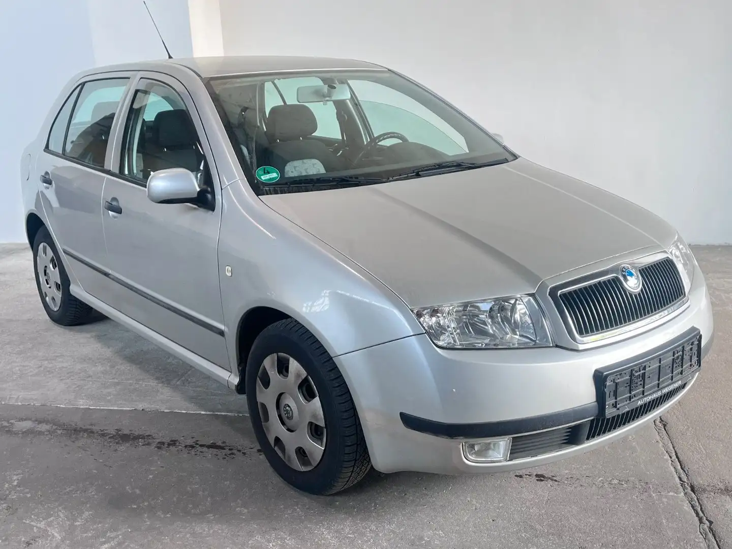 Skoda Fabia 1.2 Comfort Grau - 2