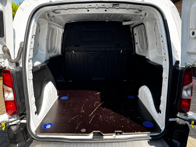 Peugeot Partner | 3 ZIT | NAVI | CARPLAY | A/C | CRUISE CONTROL | TREKHAAK — photo 15