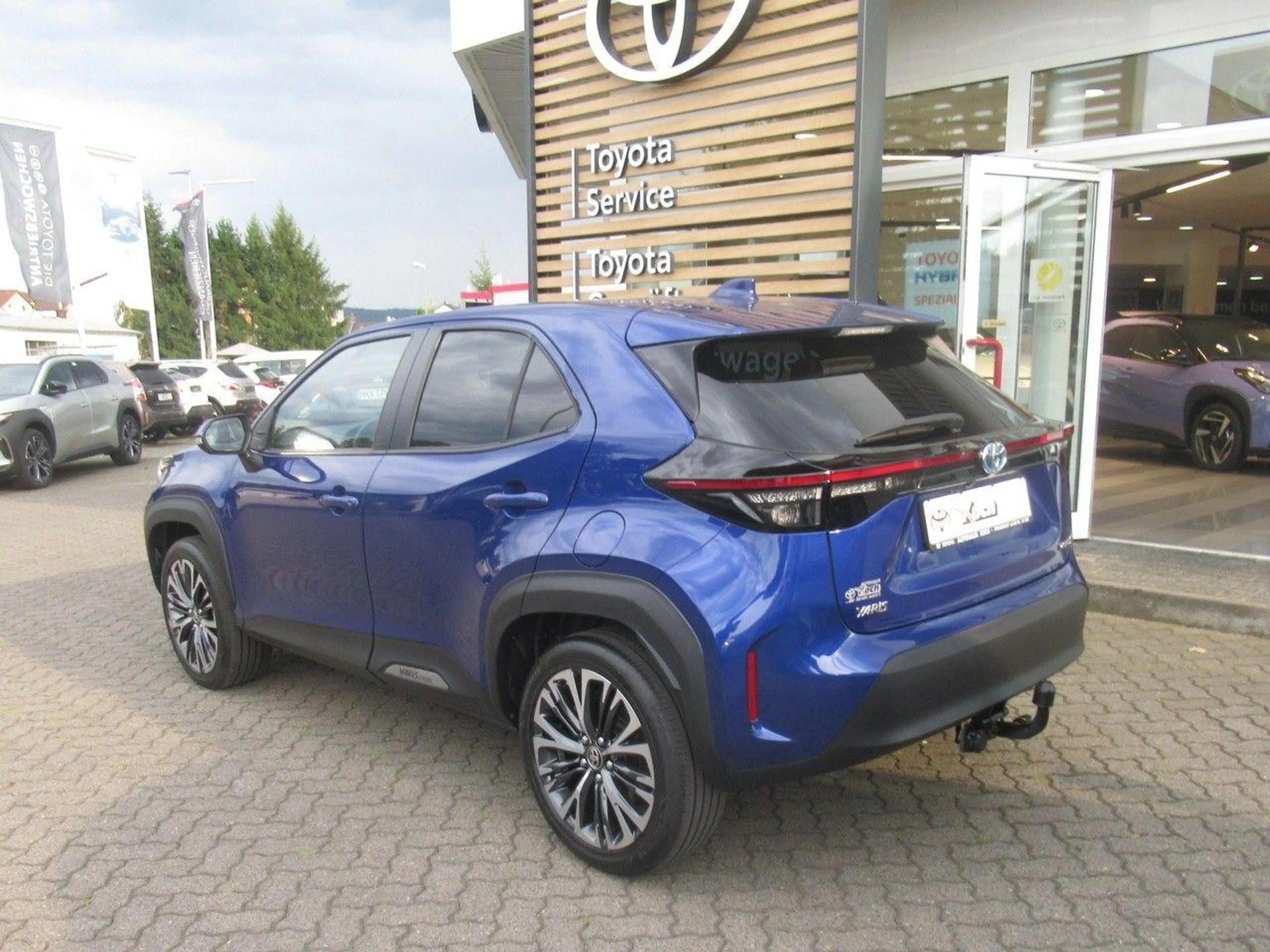 Toyota Yaris Cross Hybrid · Elegant · 116 PS · 360°-Kamera · Mat — photo 7