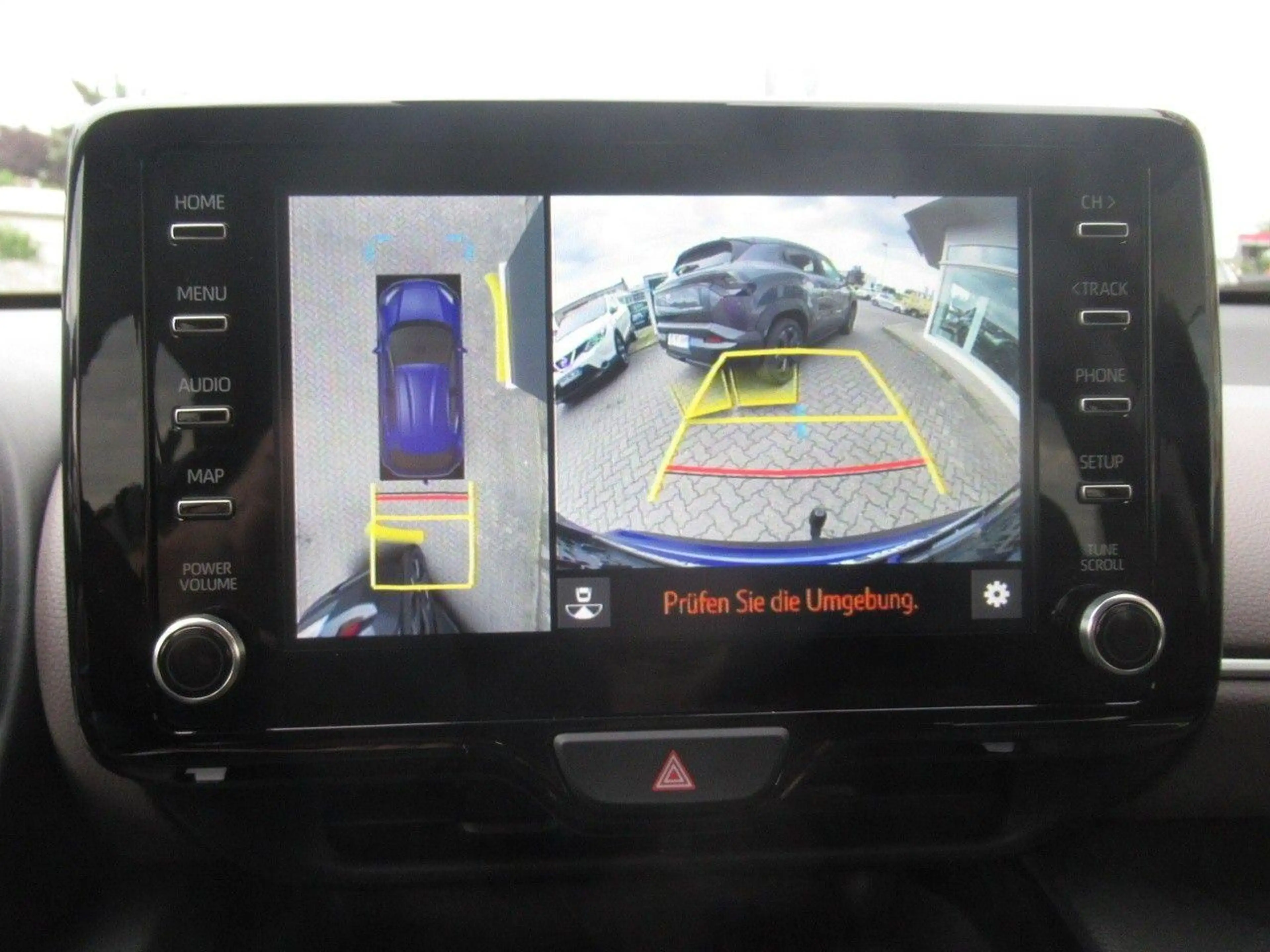 Toyota Yaris Cross Hybrid · Elegant · 116 PS · 360°-Kamera · Mat — photo 11