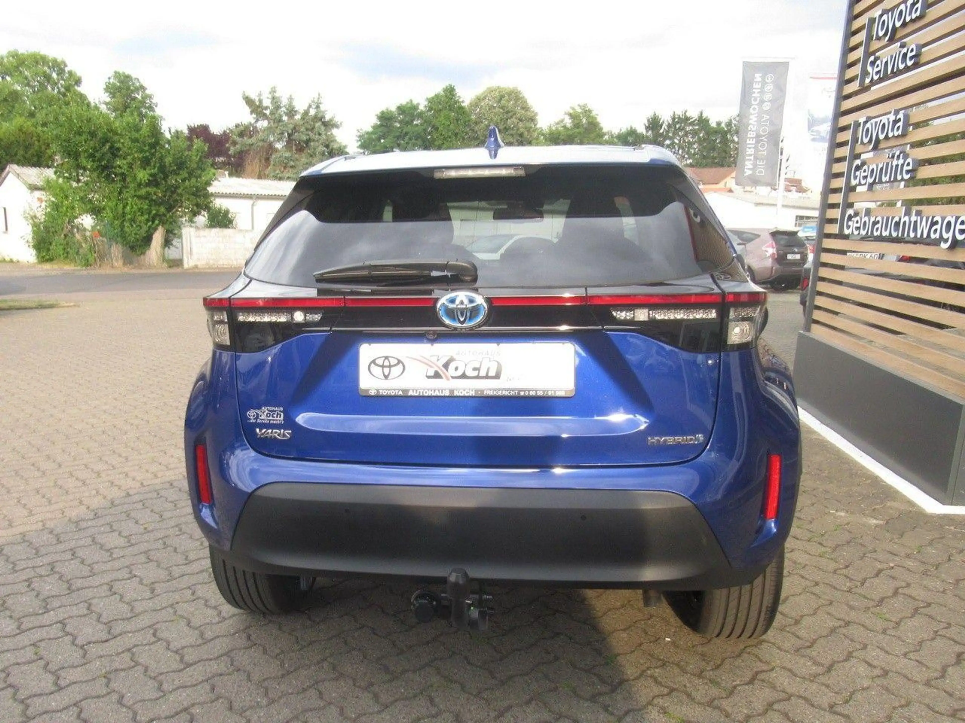 Toyota Yaris Cross Hybrid · Elegant · 116 PS · 360°-Kamera · Mat — photo 6