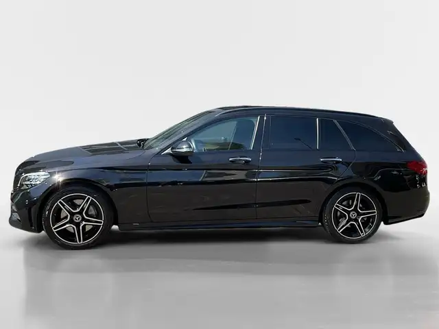 Mercedes-Benz C-Class view 3