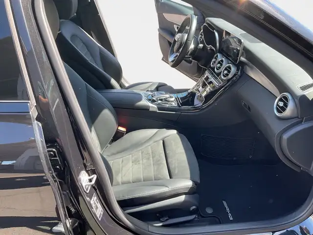 Mercedes-Benz C-Class view 13