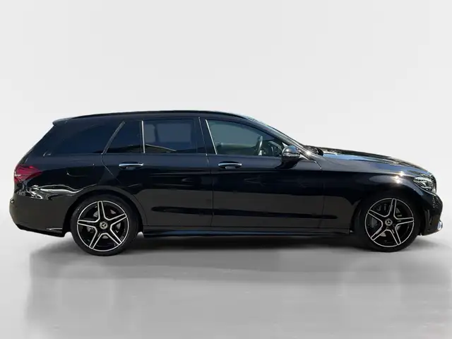 Mercedes-Benz C-Class view 6