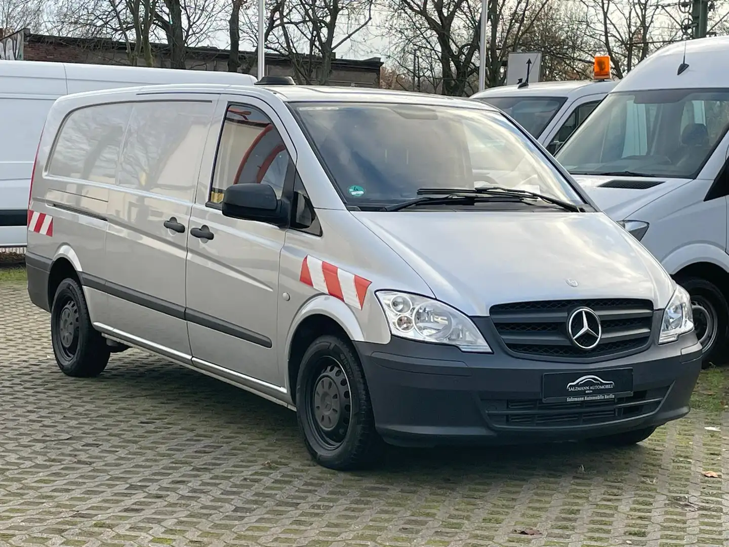 Mercedes-Benz Vito 113 CDI//X-LANG//KLIMA//2.Hand//TOPZUSTAND Silber - 1