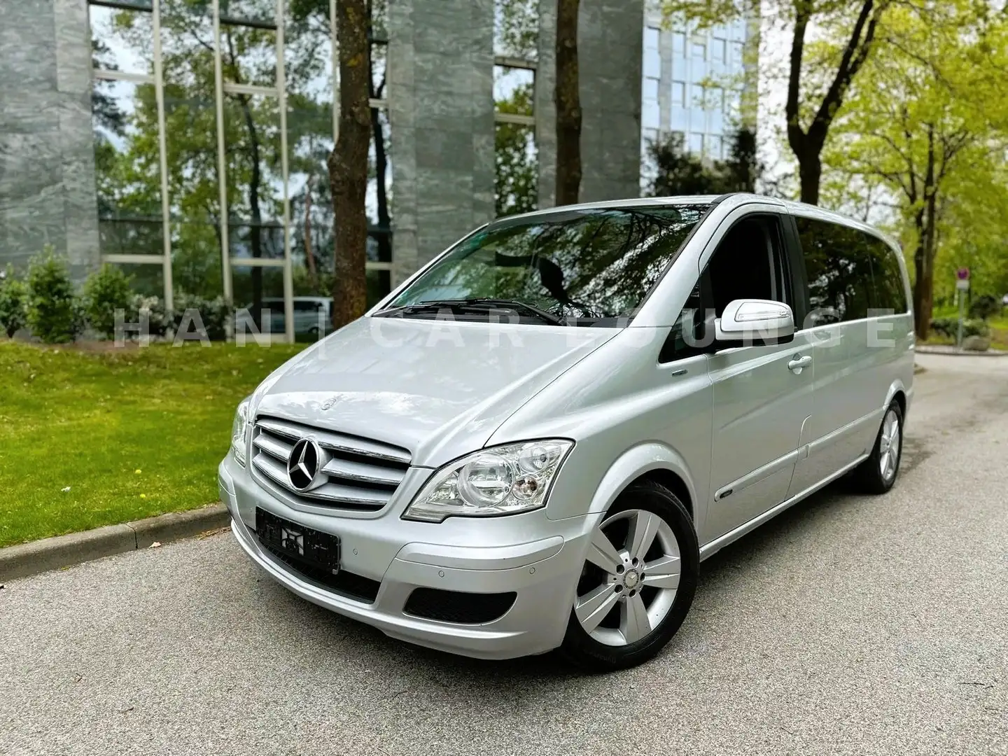 Mercedes-Benz Viano 3.0 CDI Trend Edition Kompakt*AUTOMATIKGET Srebrny - 1