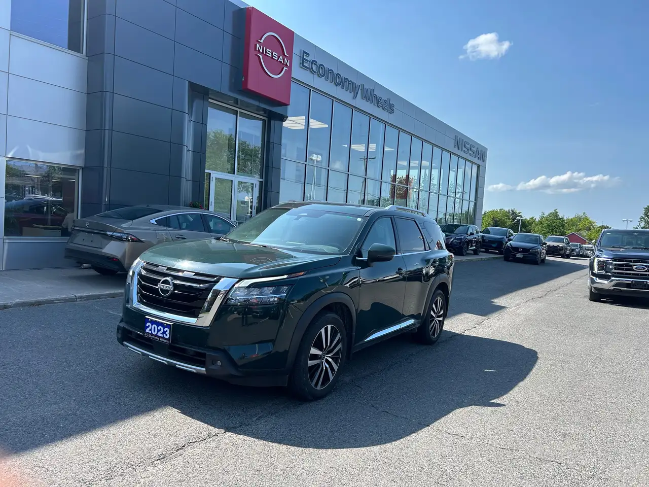 Nissan Pathfinder fotografie Nissan Pathfinder