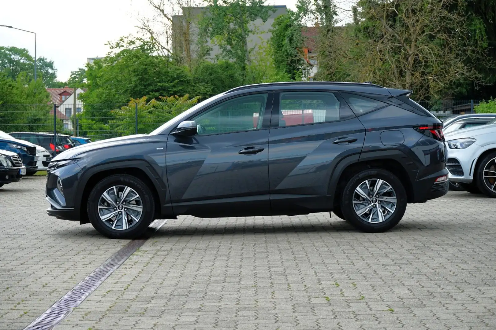 Hyundai TUCSON 1.6 CRDI 1.HAND/ACC+/ISOFIX/LED/SHZ/APP Grau - 2