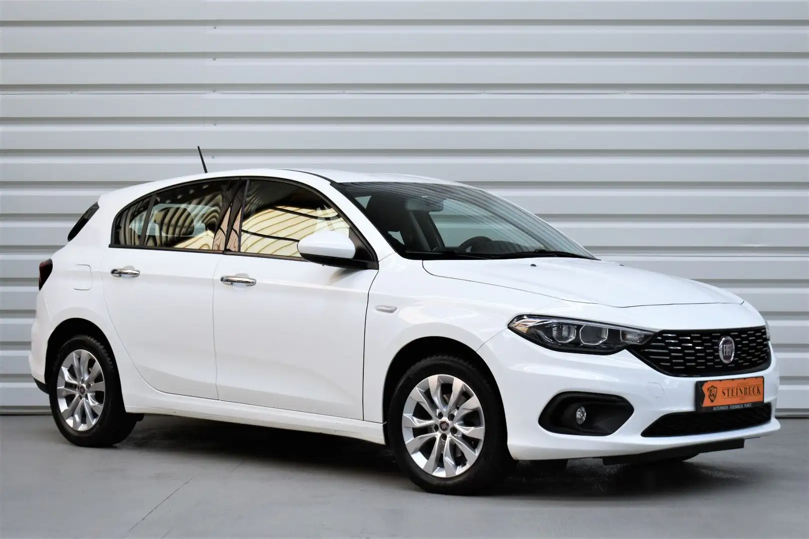 Fiat Tipo Lounge+Automatik+Navi+77.600KM+Tempomat Weiß - 1