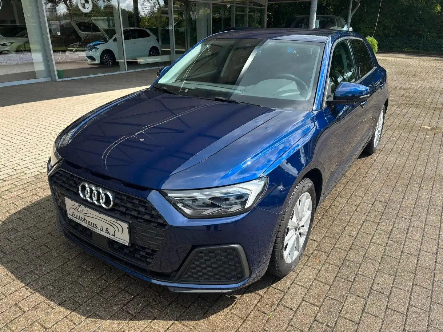 Audi A1 Sportback 25 TFSI LED/PDC/AppConnect/Kessy/SH Blau - 1