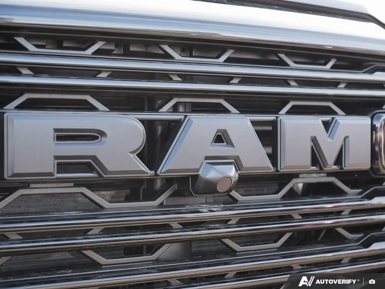 RAM 3500 снимка RAM 3500