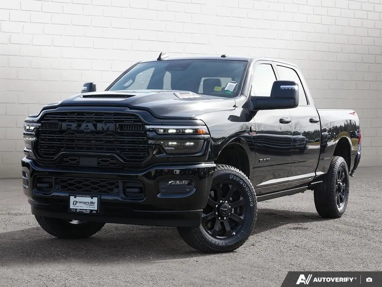 RAM 3500 снимка RAM 3500