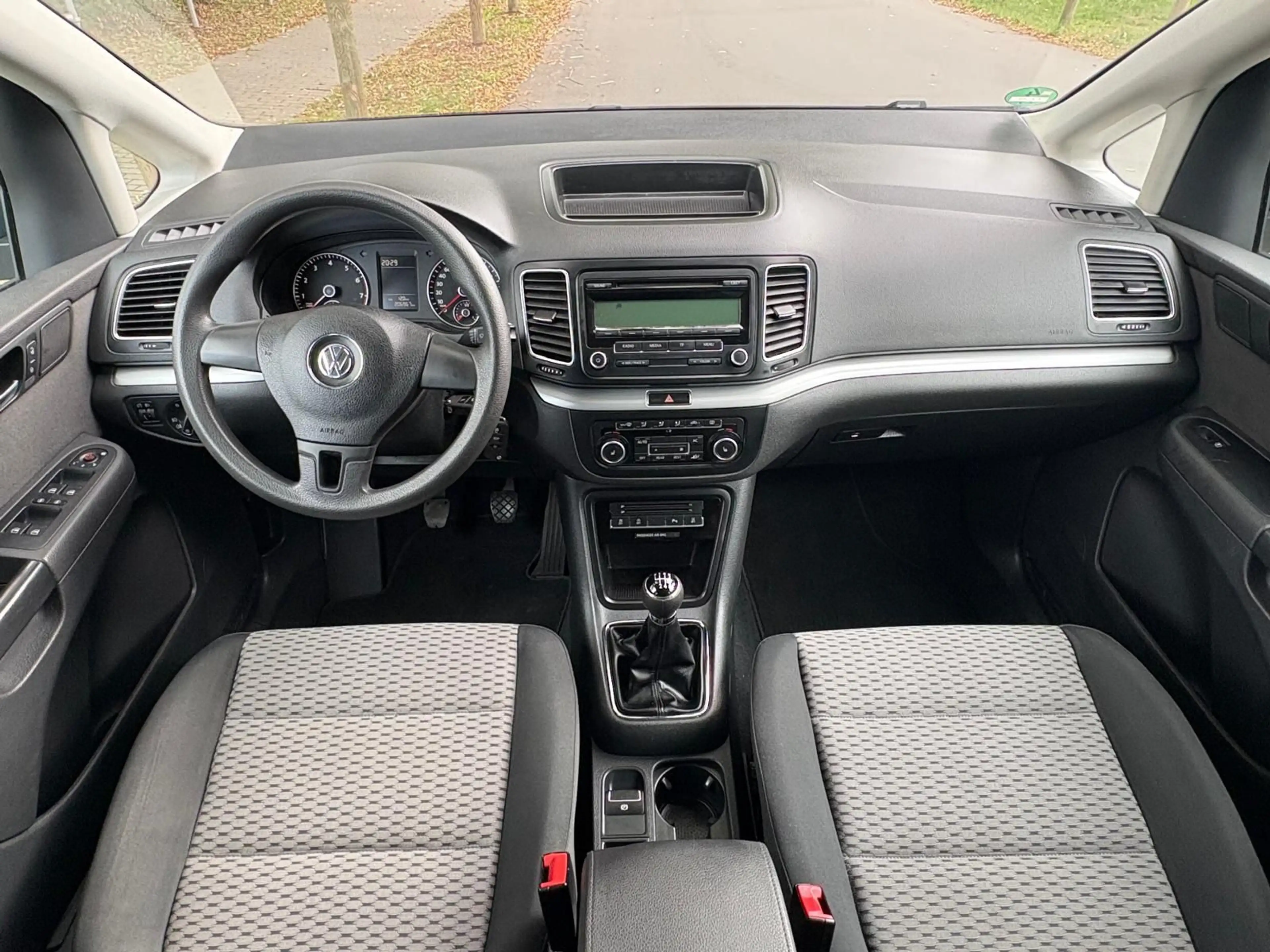 Volkswagen Sharan Trendline Generalüberholte Motor — photo 14