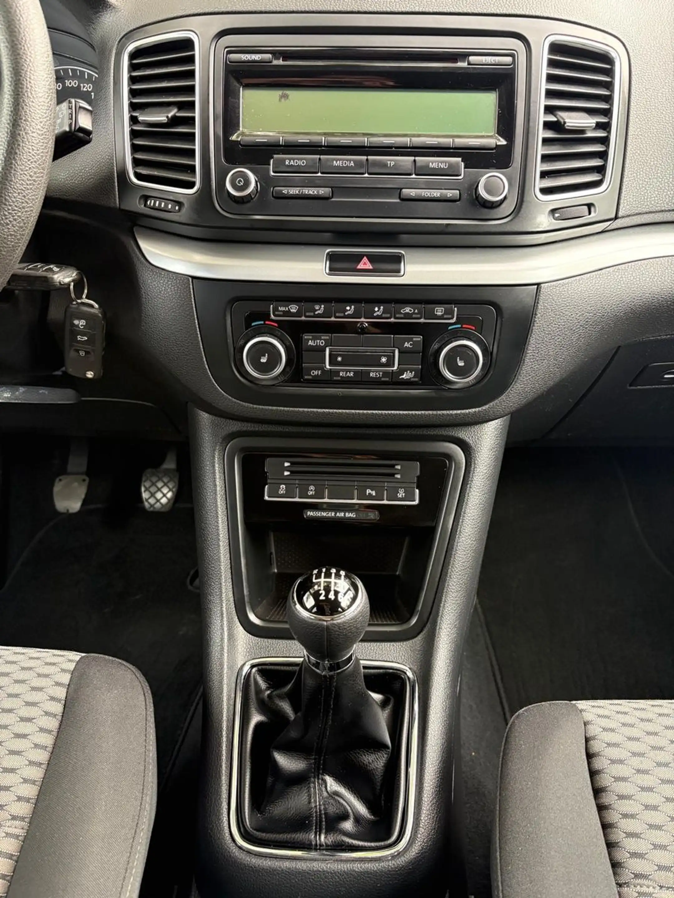 Volkswagen Sharan Trendline Generalüberholte Motor — photo 15