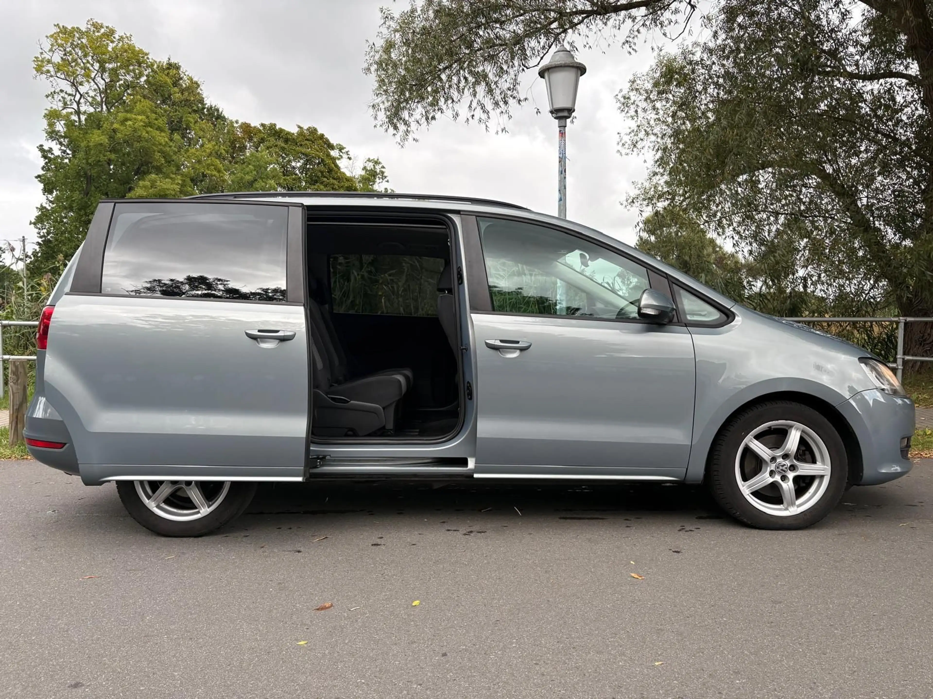 Volkswagen Sharan Trendline Generalüberholte Motor — photo 10