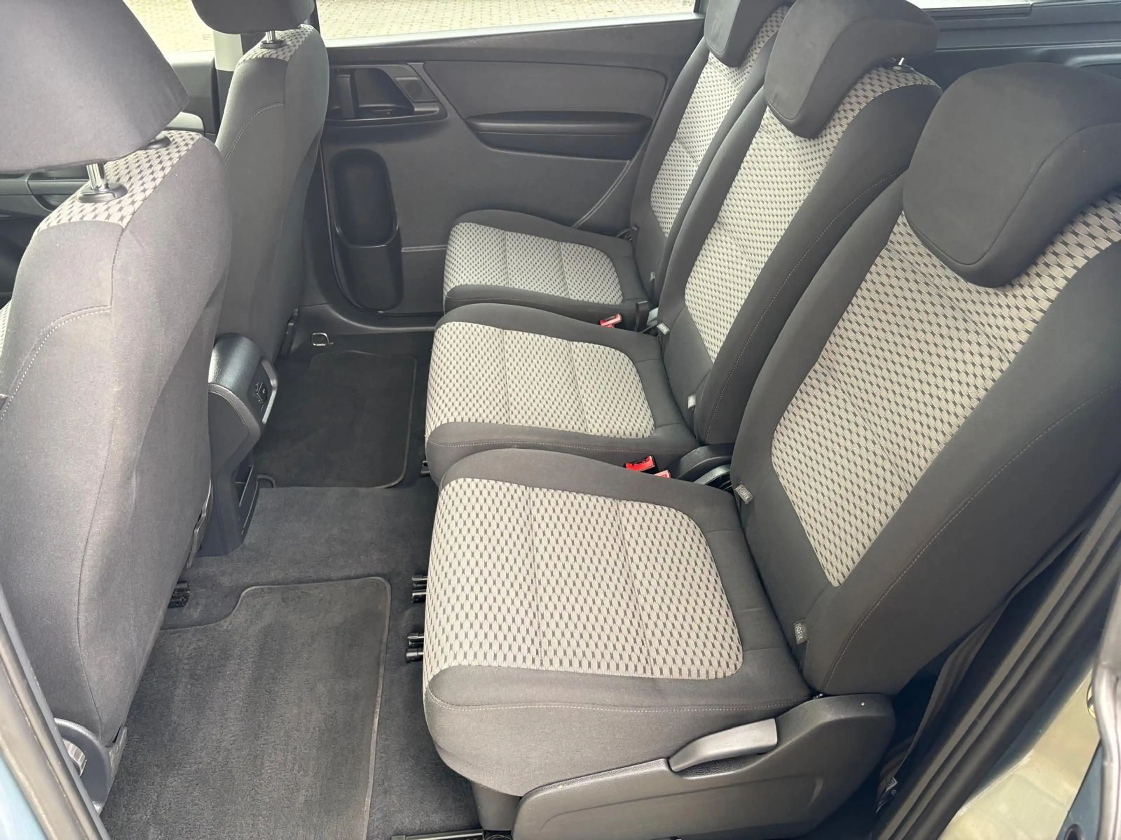 Volkswagen Sharan Trendline Generalüberholte Motor — photo 17