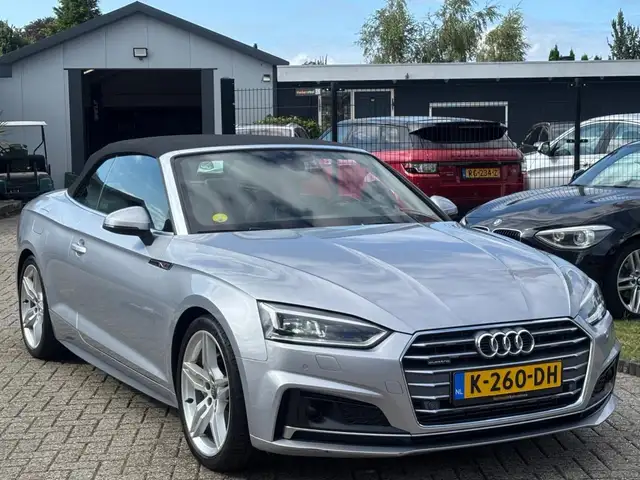 Audi A5 view 5