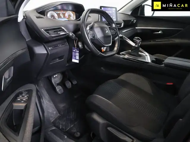 Peugeot 3008 view 13