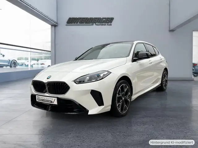 Bmw 118 d M Sport Design AHK ACC Komfortzg Shz