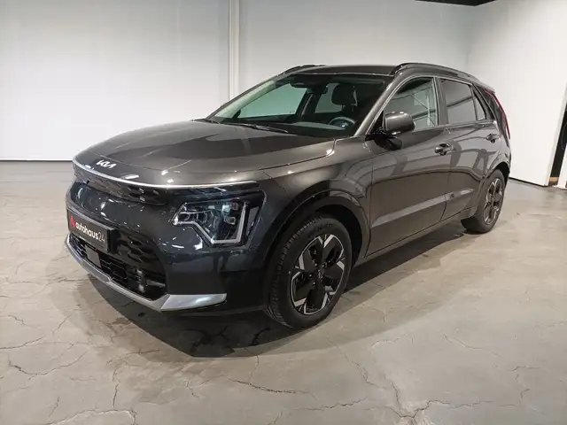 Kia E-Niro view 3