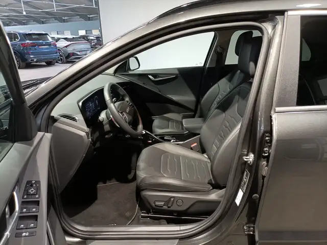 Kia E-Niro view 8