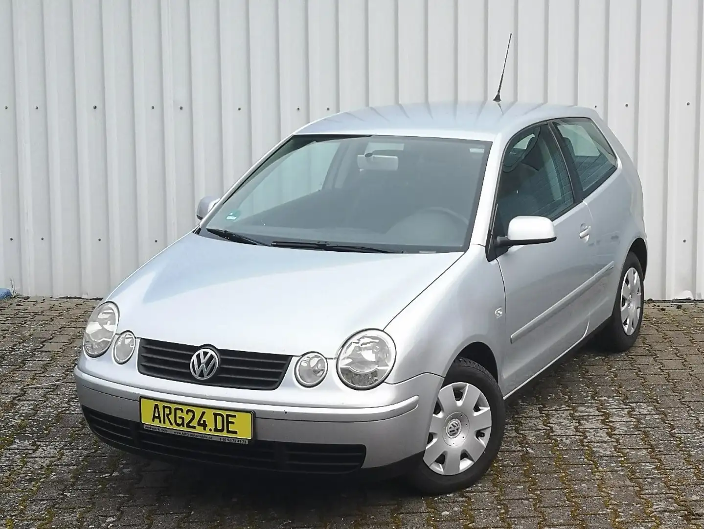 Volkswagen Polo 1.2 Comfortline - TÜV+Steuerkette+Service neu Silber - 2