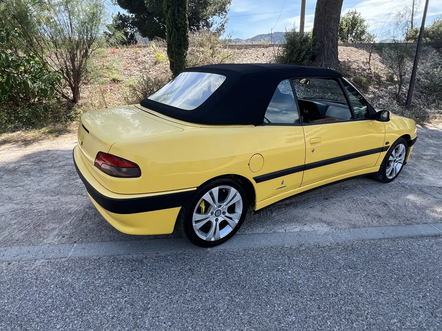 Peugeot 306 Cabriolet 2.0i 16V A - 2