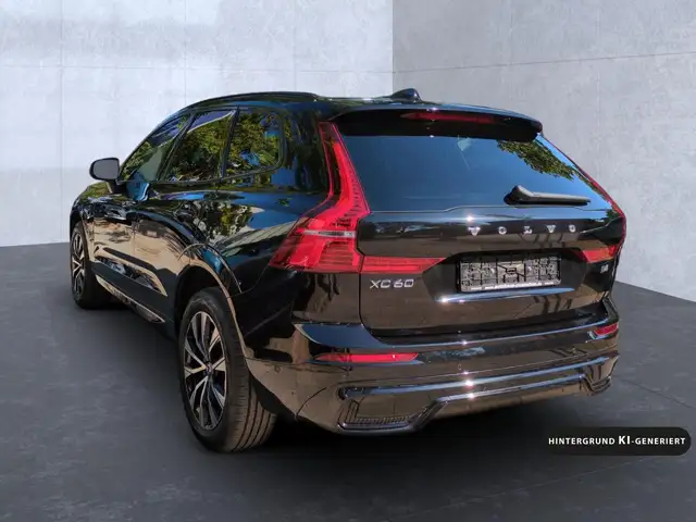 Volvo XC60 view 5
