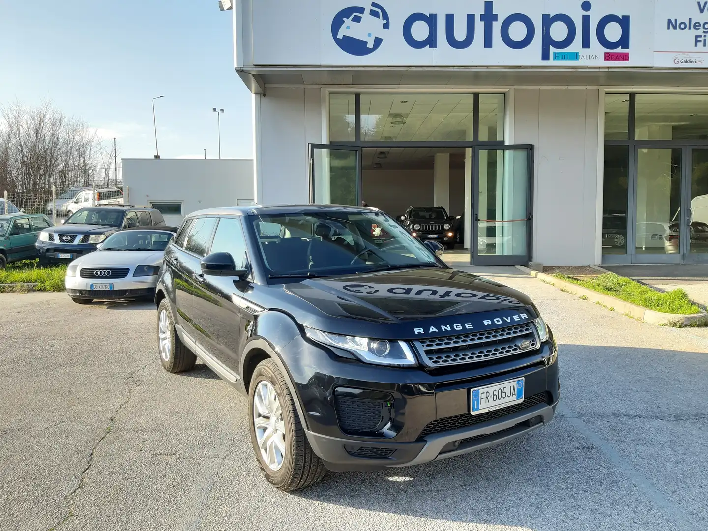 Land Rover Range Rover Evoque Range Rover Evoque 2.0Pure Business Premium 150cv Schwarz - 1