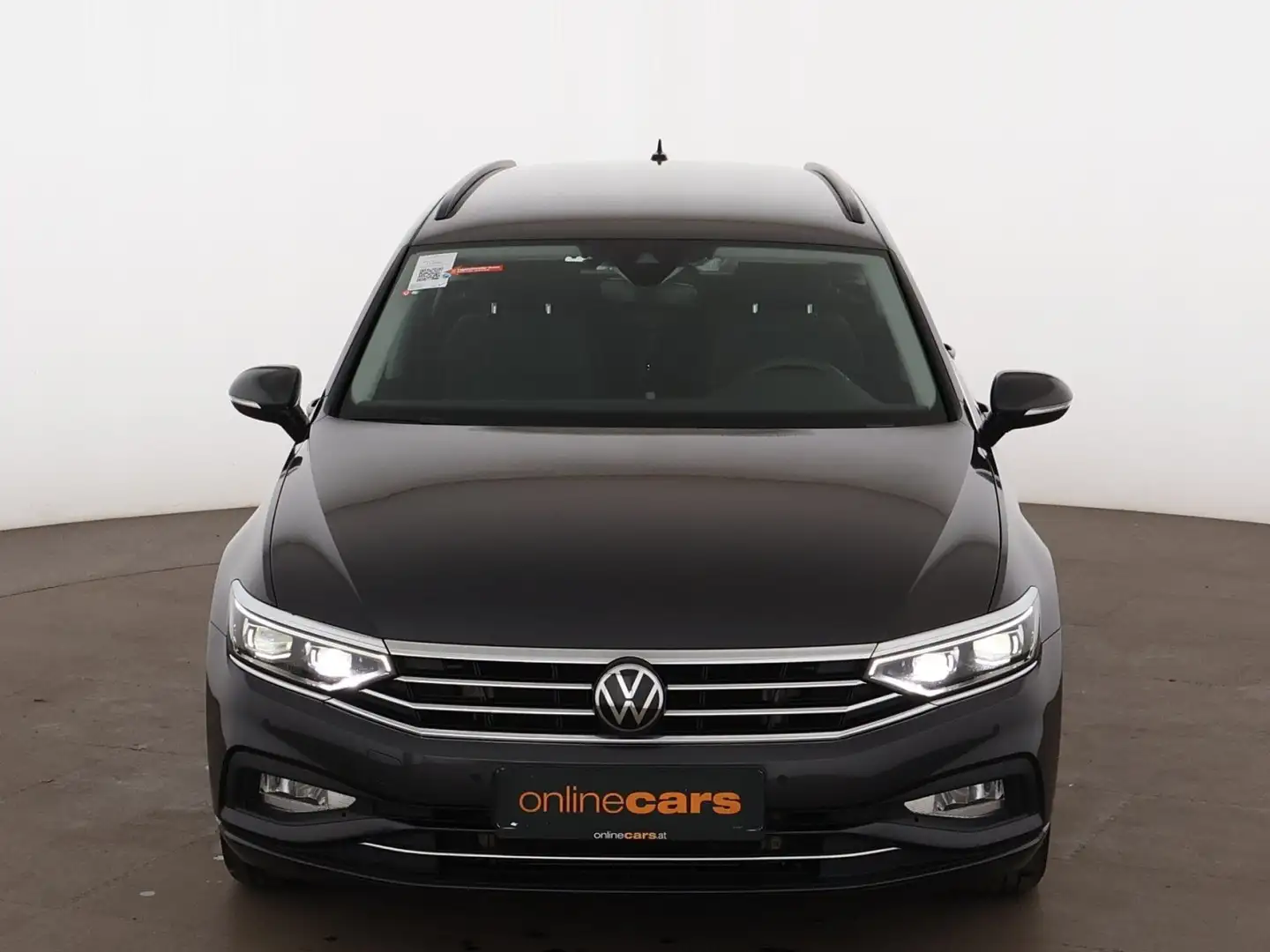 Volkswagen Passat Variant 2.0 TDI Business Aut MATRIX RADAR Grau - 2