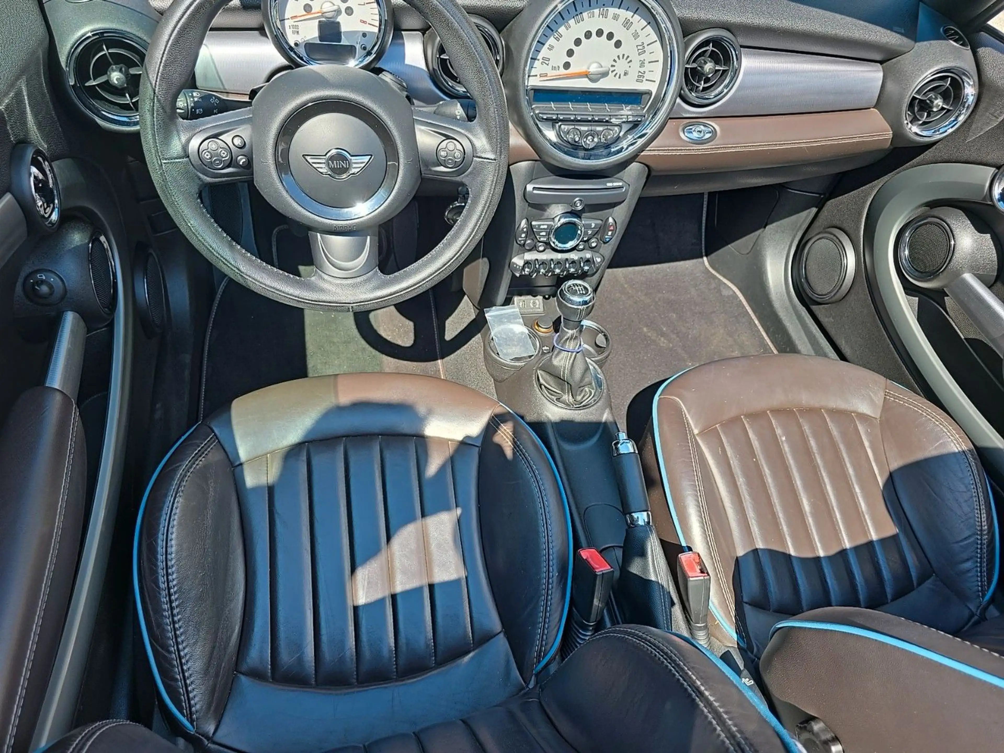 MINI Cooper Cabrio Highgate — photo 10