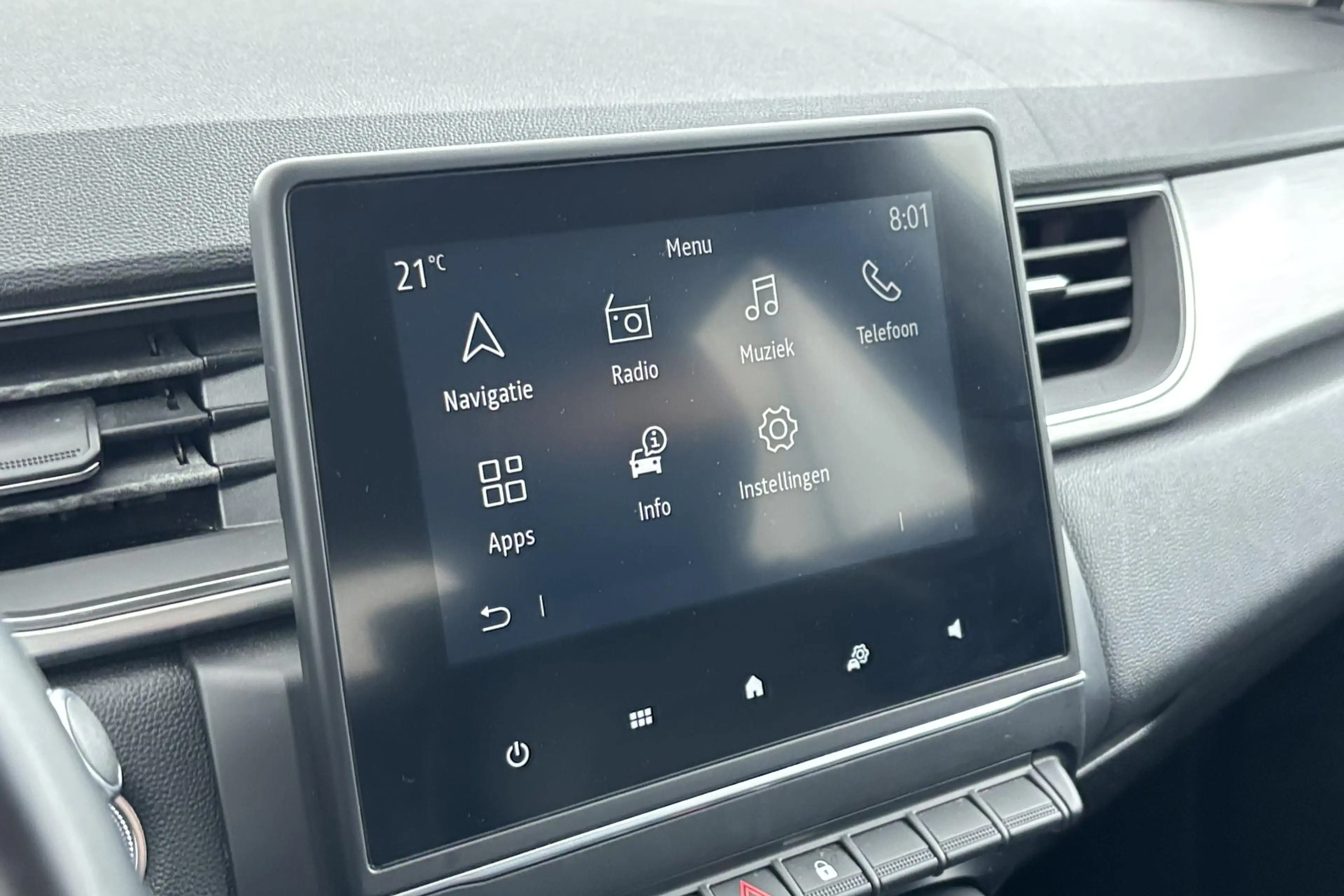 Renault Captur 1.0 TCe 100 Intens Compacte SUV met veel rijplezie — photo 4