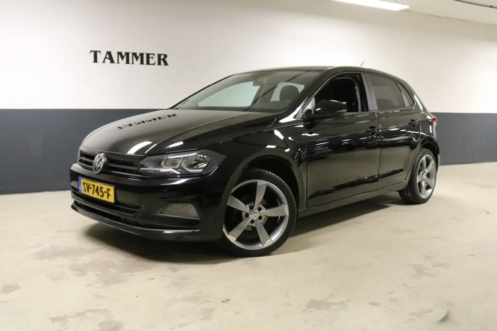 Volkswagen Polo 1.0 MPI Trendline AIRCO/NAVI Noir - 1