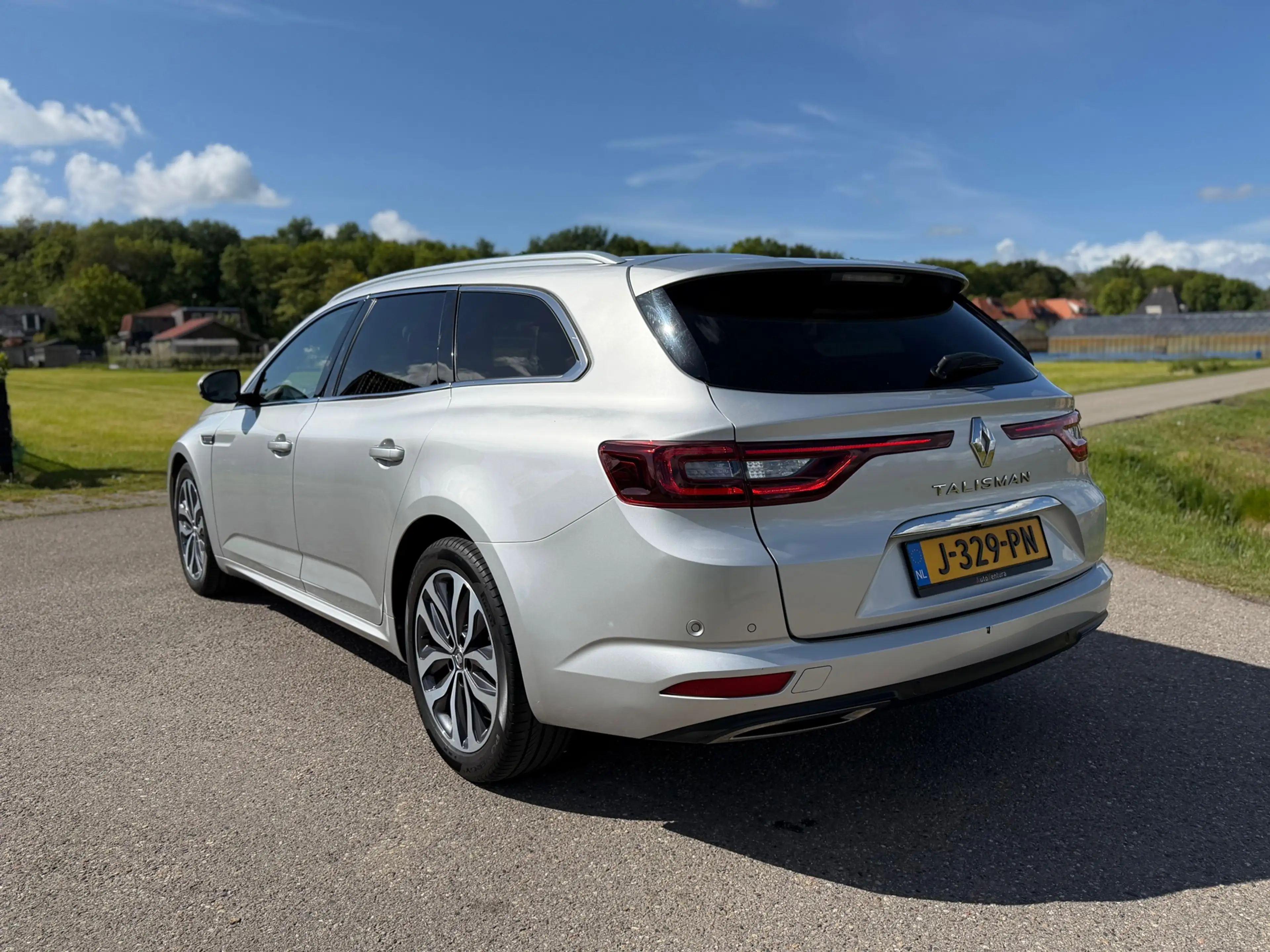 Renault Talisman Estate 1.6 TCe Intens / Automaat / Navigatie / Hal — photo 8