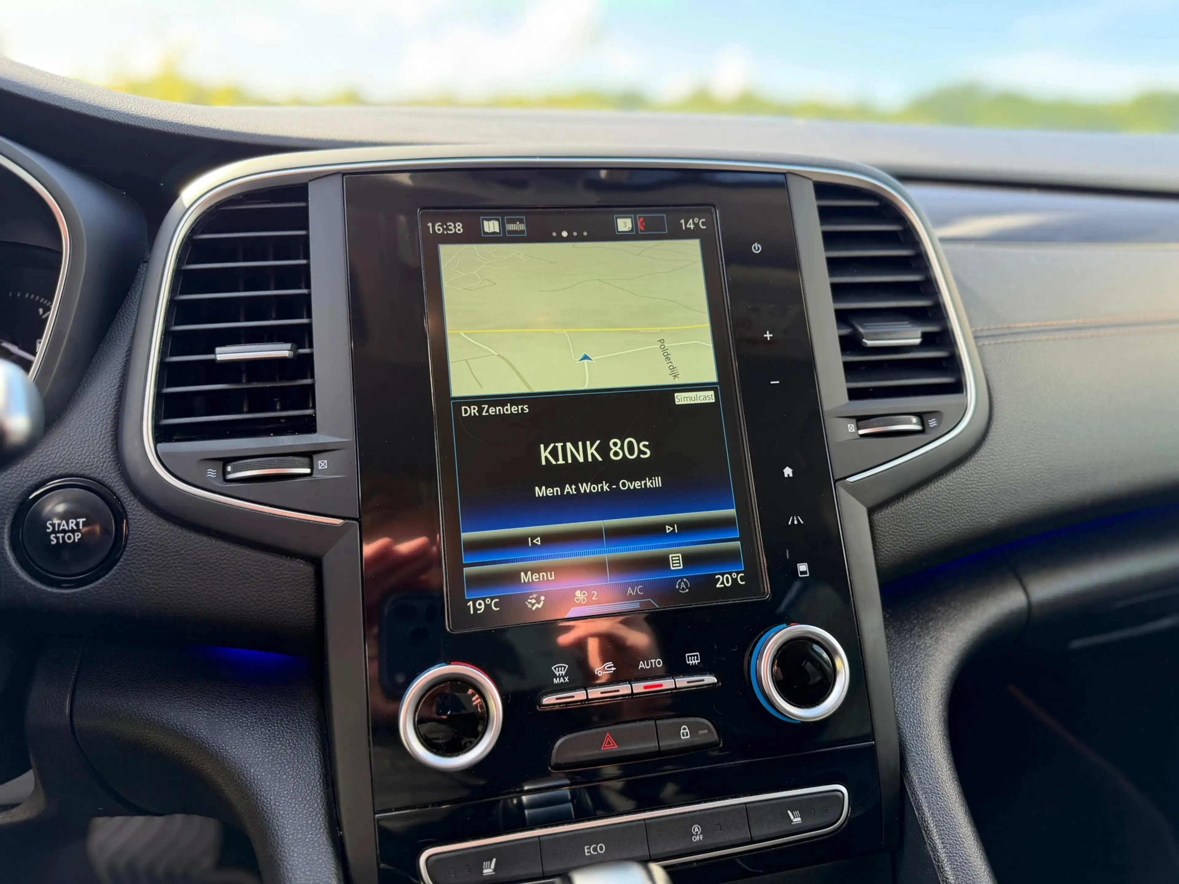 Renault Talisman Estate 1.6 TCe Intens / Automaat / Navigatie / Hal — photo 17