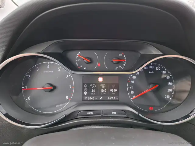Opel Crossland X view 13