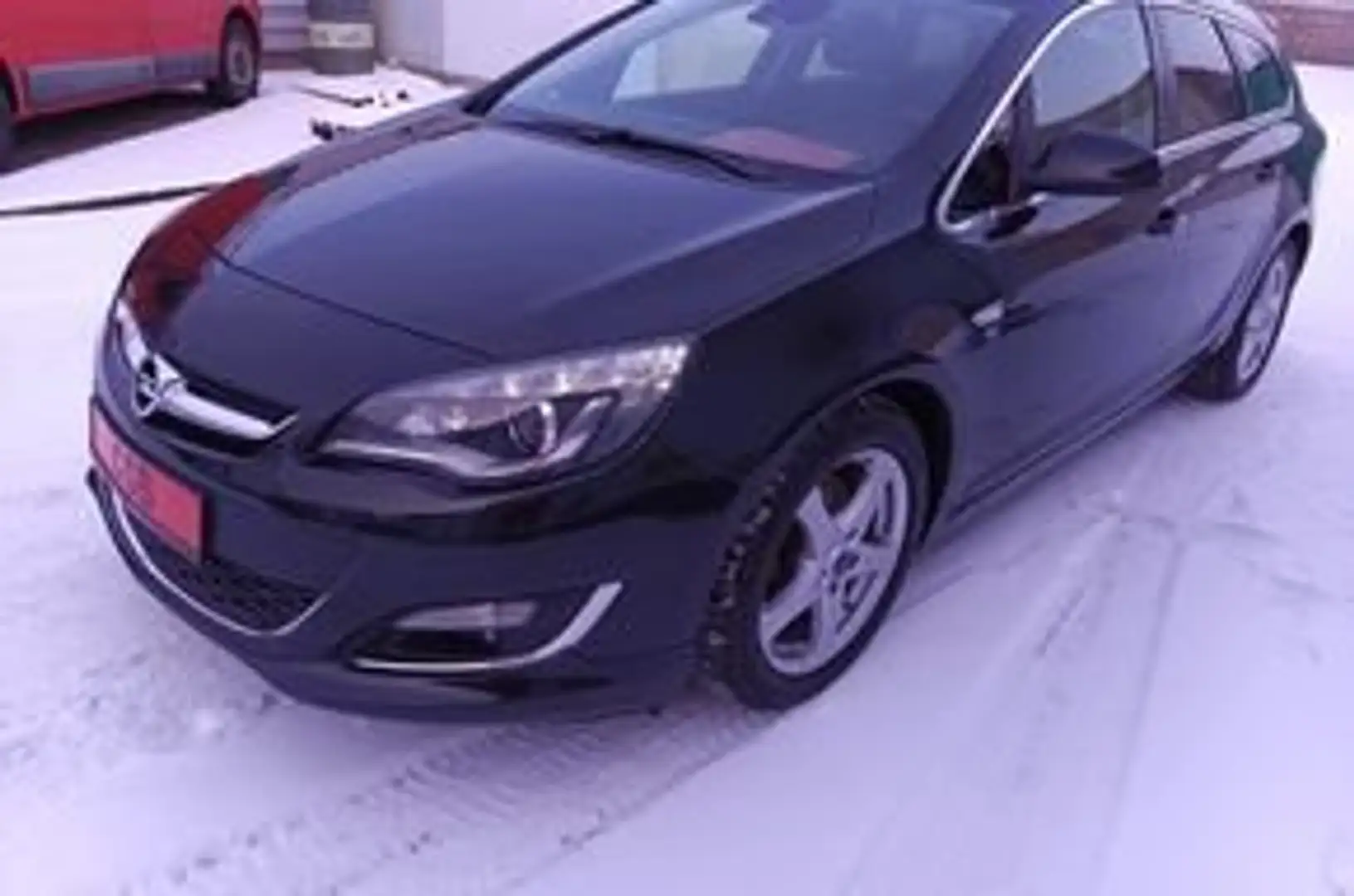 Opel Astra Exklusiv Schwarz - 2