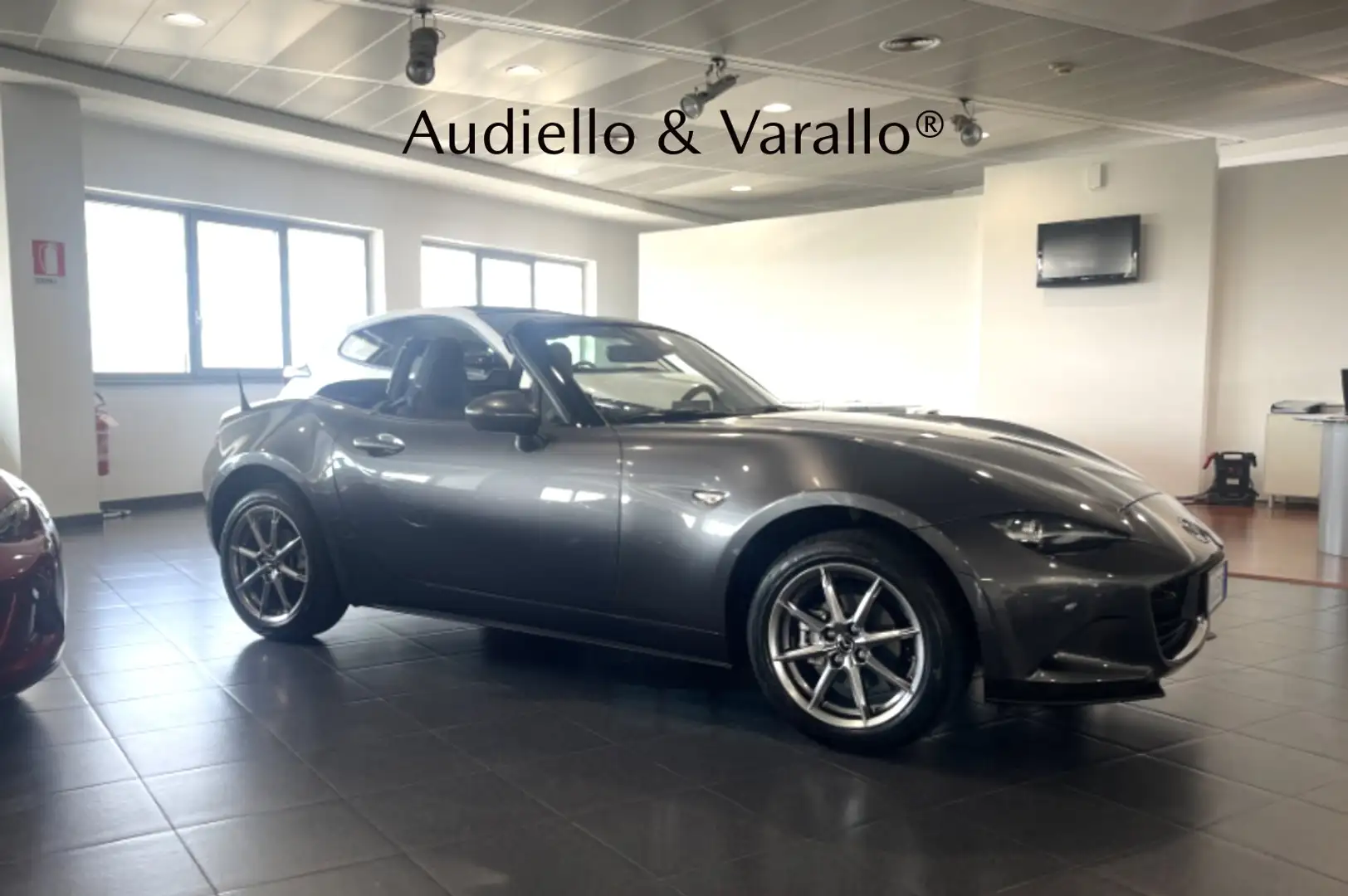 Mazda MX-5 1.5L Skyactiv-G Exclusive-Line Grigio - 2