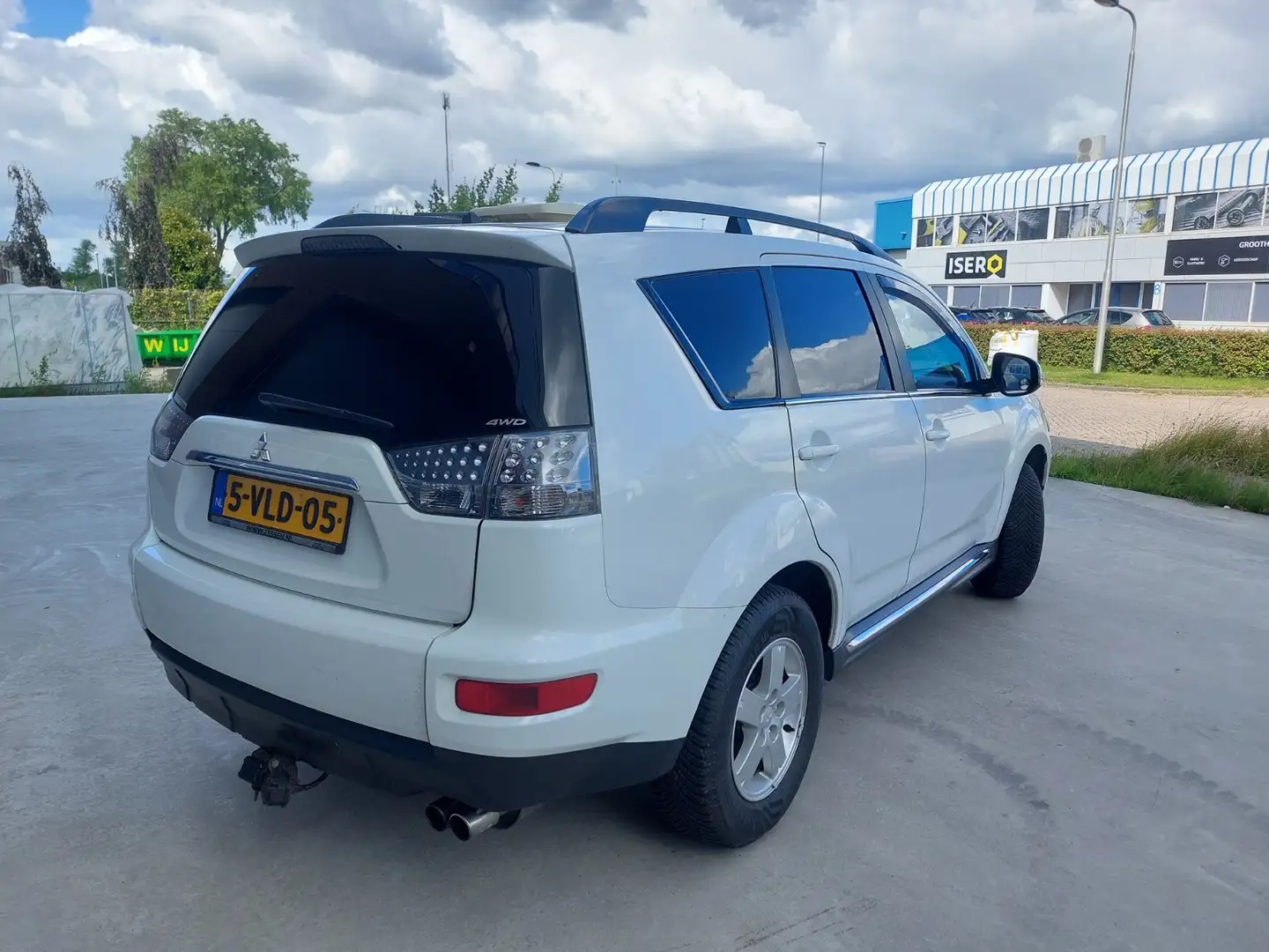Mitsubishi Outlander 2.2 DI-D Intense VAN 4WD Airco BTW Vrij Blanco - 2