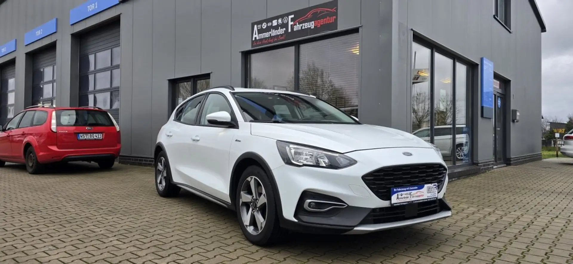 Ford Focus 1.0 Active 1.0 EcoBoost  Active X *NAVI-SHZ-ALU-TE Blanco - 2