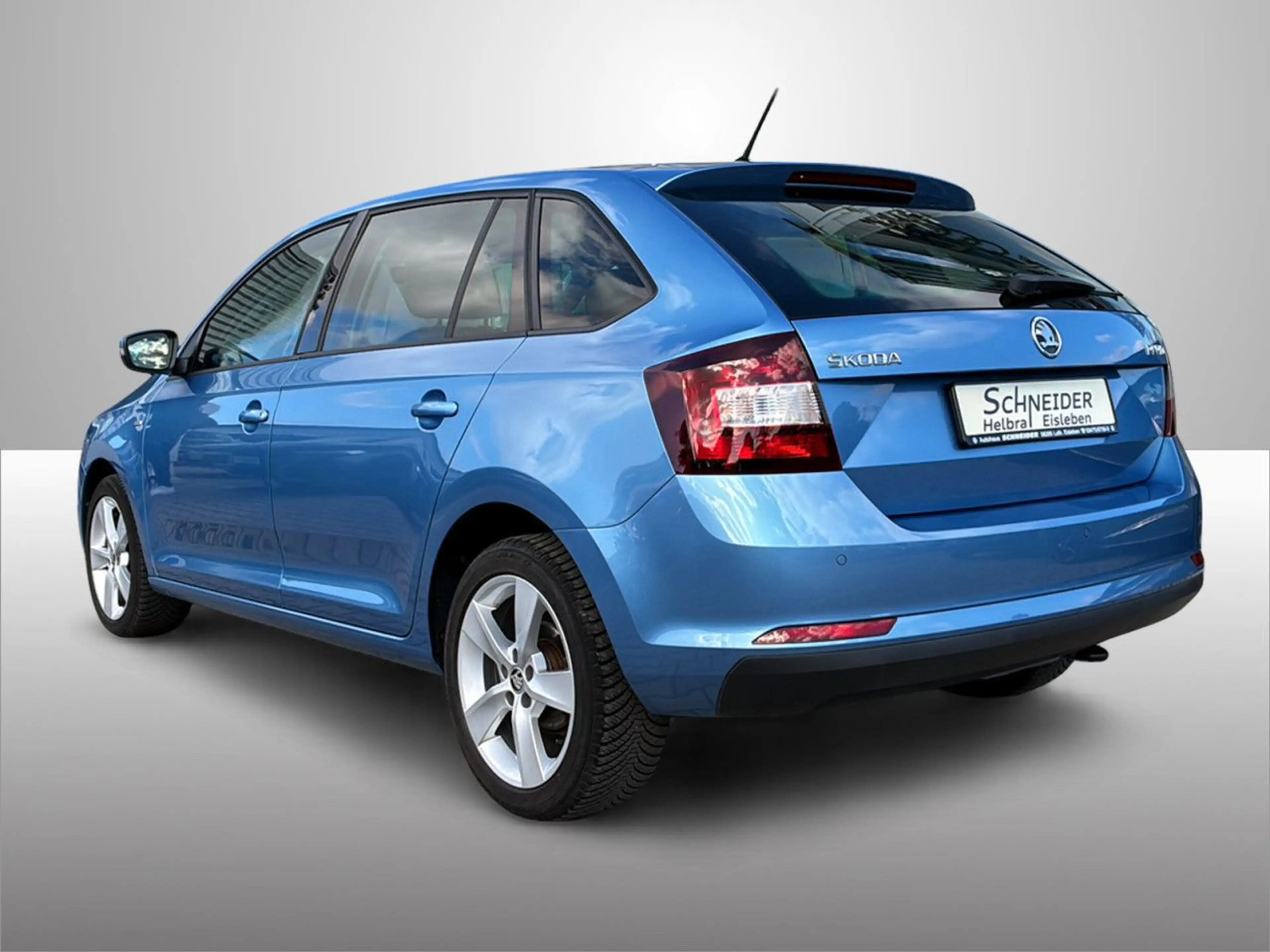 Skoda Rapid/Spaceback RAPID 1.0 TSI SPACEBACK APP+BT+TEMPOMAT Bluetooth — photo 3